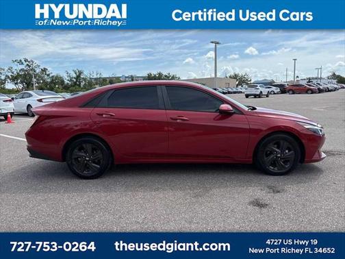 2021 Hyundai ELANTRA SEL