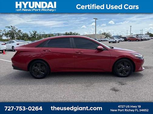 2021 Hyundai ELANTRA SEL