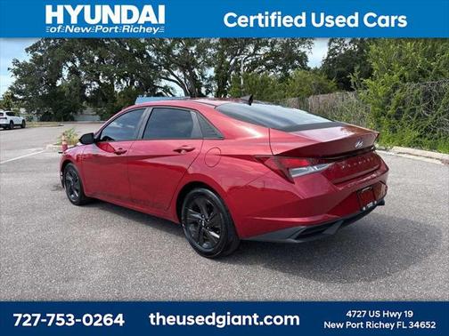 2021 Hyundai ELANTRA SEL