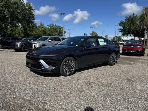 2025 Hyundai SONATA Hybrid SE