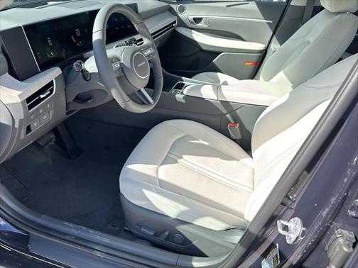 2025 Hyundai SONATA Hybrid SE
