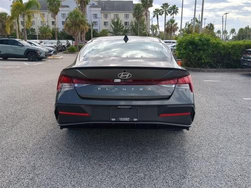2026 Hyundai ELANTRA Sport