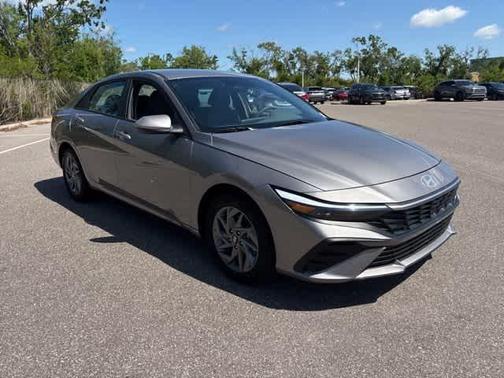 2024 Hyundai ELANTRA HEV Blue