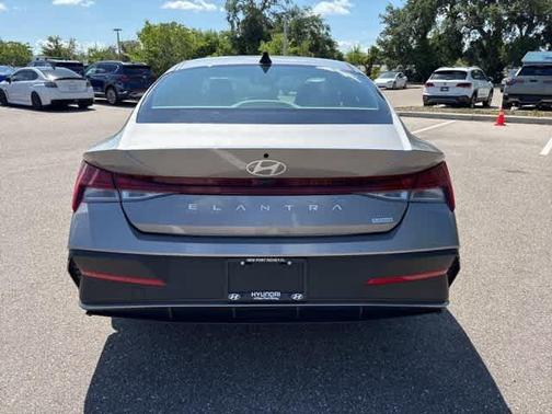 2024 Hyundai ELANTRA HEV Blue