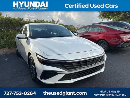2024 Hyundai ELANTRA SEL