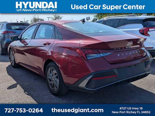 2024 Hyundai ELANTRA HEV Blue