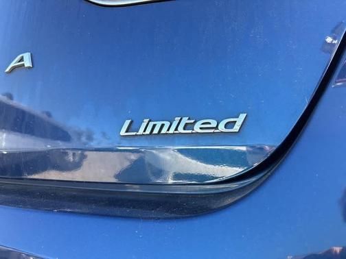 2018 Hyundai SONATA Limited