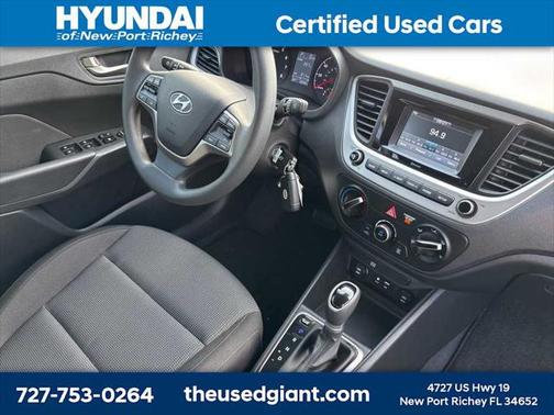 2022 Hyundai Accent SE