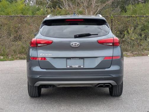 2021 Hyundai TUCSON SEL