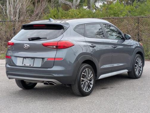 2021 Hyundai TUCSON SEL