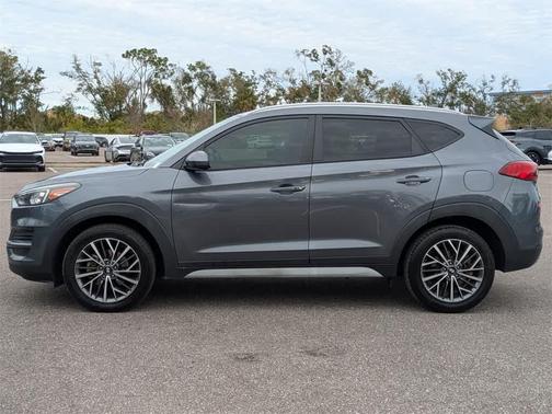 2021 Hyundai TUCSON SEL