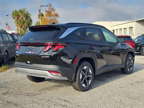 2026 Hyundai TUCSON Hybrid SEL