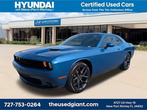 2021 Dodge Challenger SXT