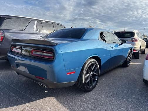 2021 Dodge Challenger SXT