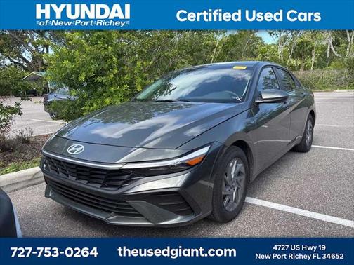 2024 Hyundai ELANTRA SEL