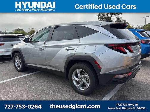 2024 Hyundai TUCSON SE