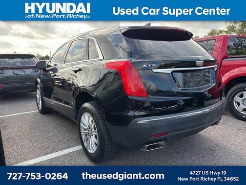 2017 Cadillac XT5 Base