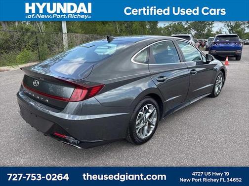 2022 Hyundai SONATA SEL