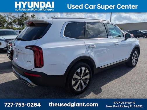 Glacial White Pearl 2021 Kia Telluride S
