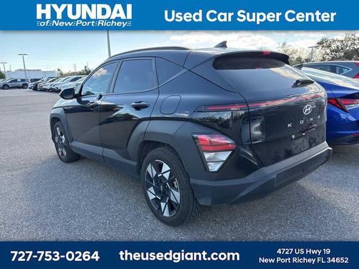 2024 Hyundai KONA SEL