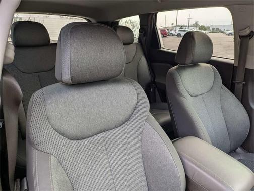 2020 Hyundai SANTA FE SE 2.4