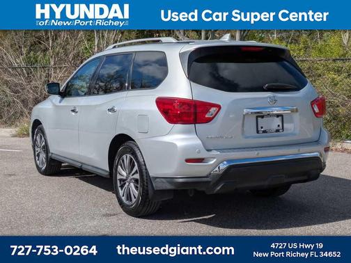 2020 Nissan Pathfinder S 2WD