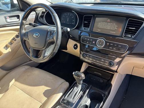 2014 Kia Cadenza Premium