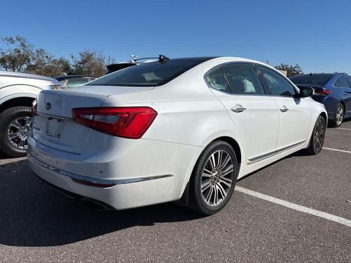 2014 Kia Cadenza Premium
