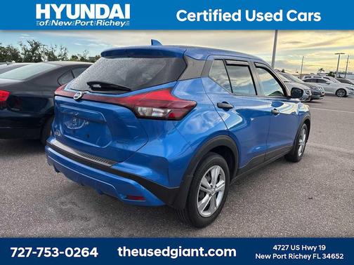 2021 Nissan Kicks S