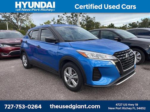 2021 Nissan Kicks S