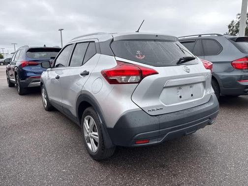 2018 Nissan Kicks S