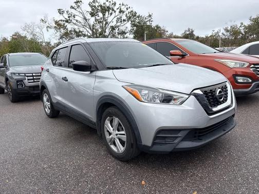 2018 Nissan Kicks S