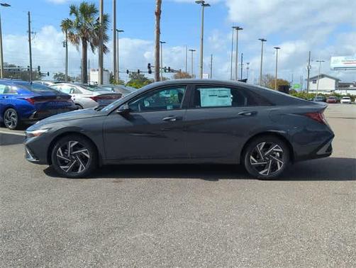 2025 Hyundai ELANTRA Sport