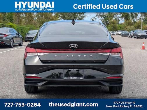 2021 Hyundai ELANTRA SEL