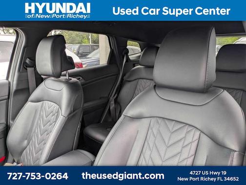 Wolf Gray 2025 Kia Sportage X-Line