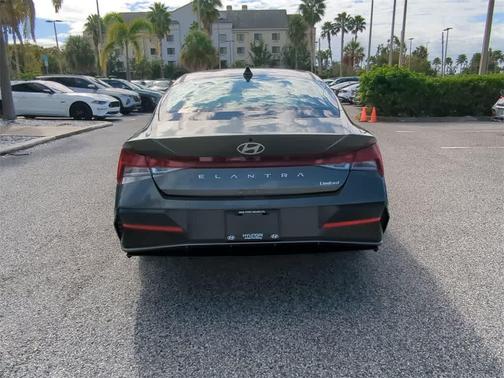 2026 Hyundai ELANTRA Limited