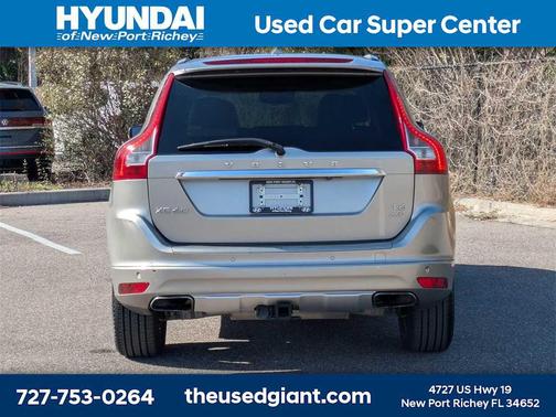 2015 Volvo XC60 T6 Platinum