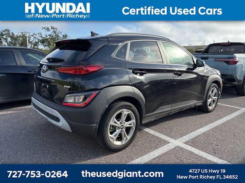2023 Hyundai KONA SEL