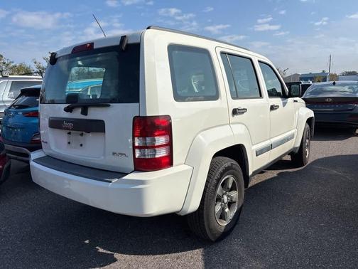 2008 Jeep Liberty Sport