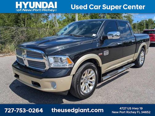 Brilliant Black Crystal Pearlcoat 2016 RAM 1500 Longhorn
