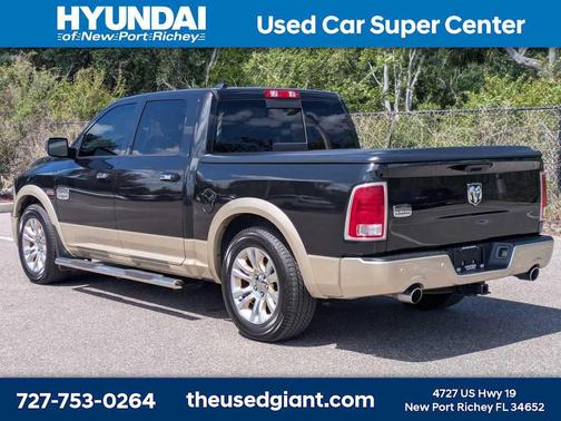 Brilliant Black Crystal Pearlcoat 2016 RAM 1500 Longhorn