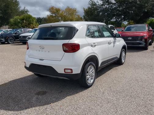 2026 Hyundai VENUE SE