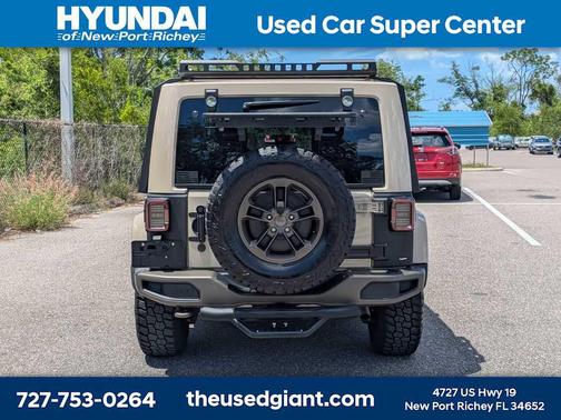 Mojave Sand Clearcoat 2016 Jeep Wrangler 75th Anniversary