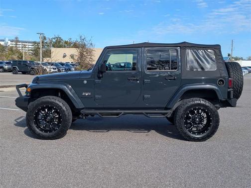 2016 Jeep Wrangler Unlimited Sahara