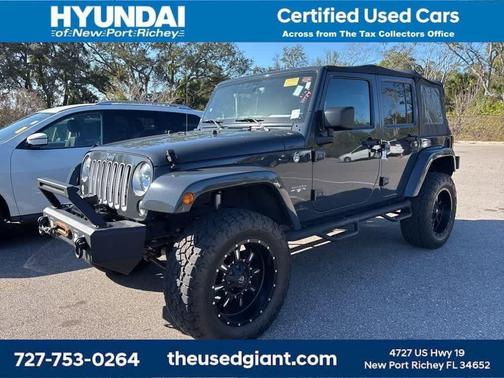 2016 Jeep Wrangler Unlimited Sahara