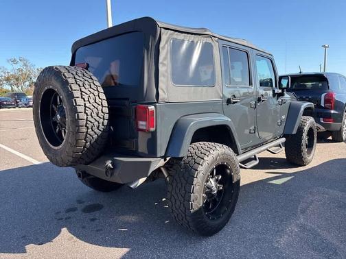 2016 Jeep Wrangler Unlimited Sahara