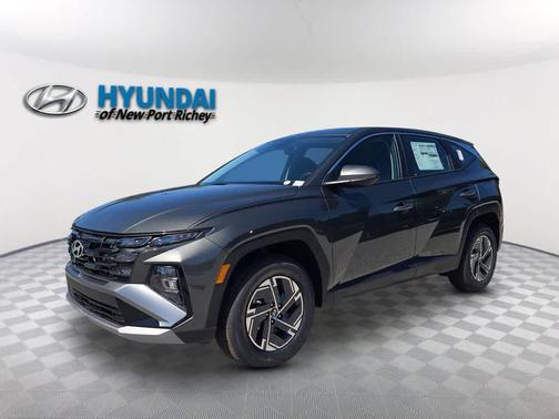 Amazon Gray 2026 Hyundai TUCSON Hybrid Blue SE