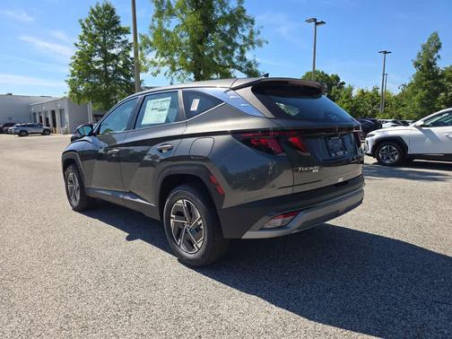 Amazon Gray 2026 Hyundai TUCSON Hybrid Blue SE