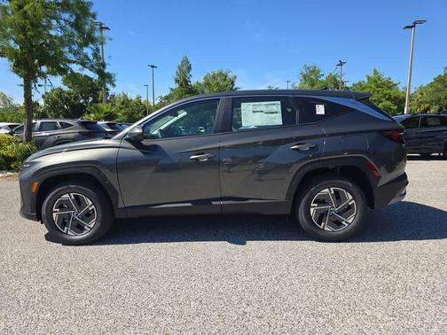 Amazon Gray 2026 Hyundai TUCSON Hybrid Blue SE