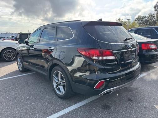 2017 Hyundai SANTA FE SE Ultimate
